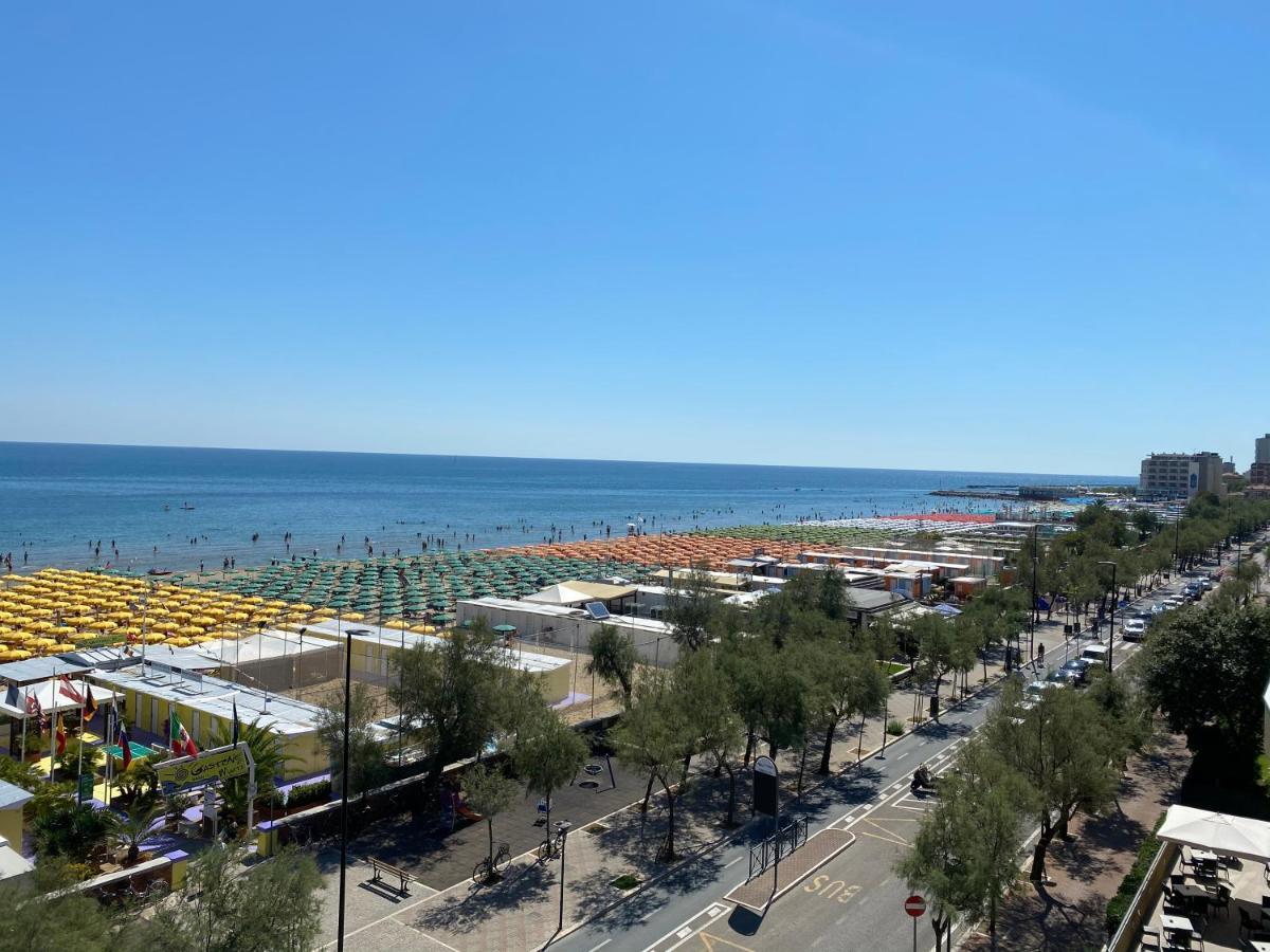 Hotel Nettuno Pesaro Exterior foto