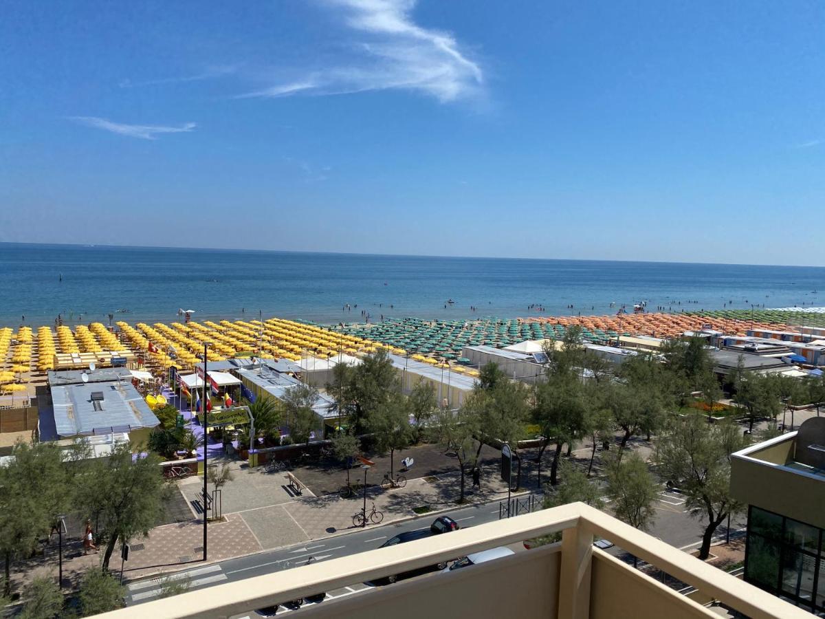 Hotel Nettuno Pesaro Exterior foto
