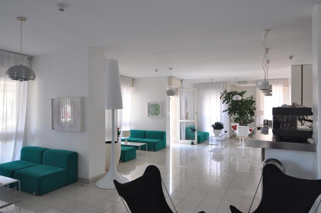 Hotel Nettuno Pesaro Exterior foto
