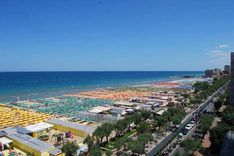 Hotel Nettuno Pesaro Exterior foto